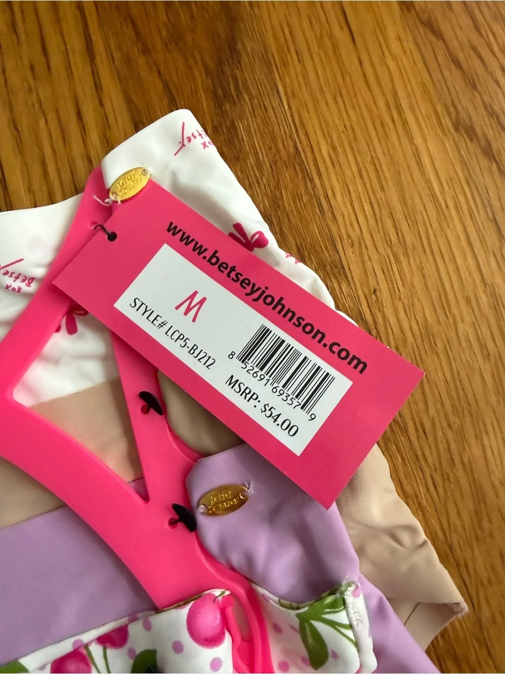 Betsey Johnson 4 pack no show underwear New M